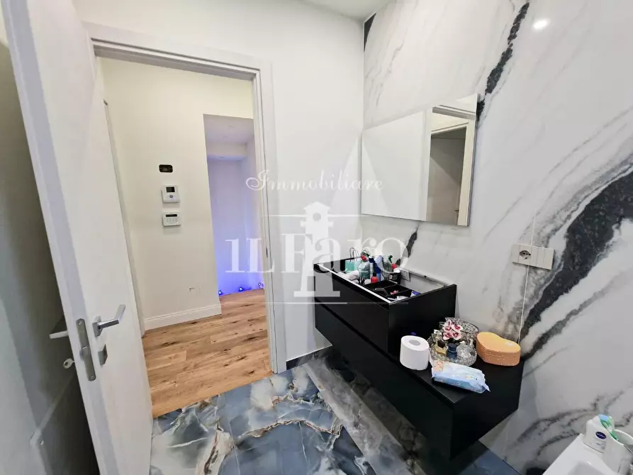 Immagine 30 di Terratetto in vendita  a Campi Bisenzio