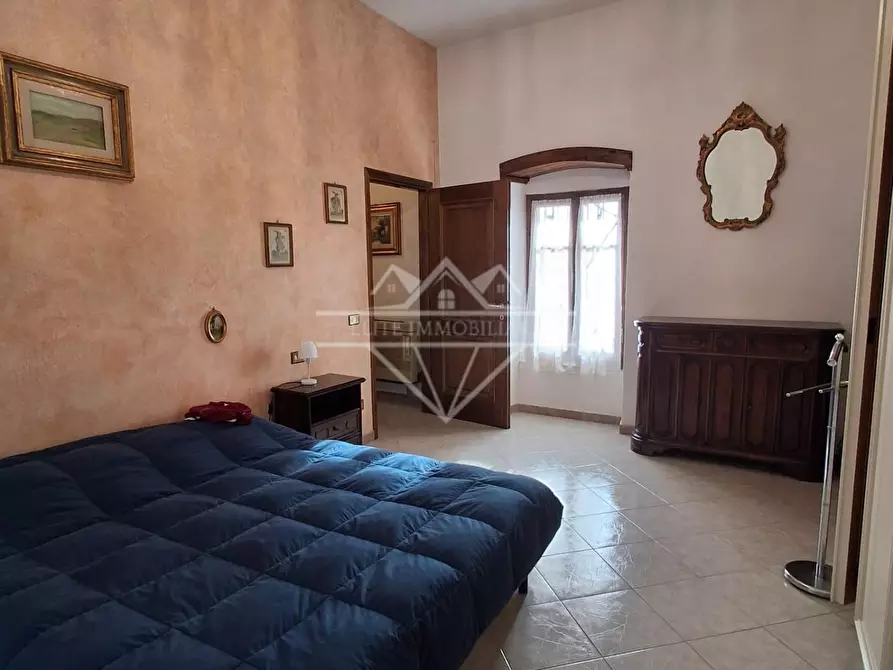 Immagine 17 di Appartamento in vendita  a Carrara