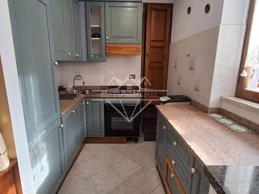 Immagine 9 di Appartamento in affitto  a Carrara