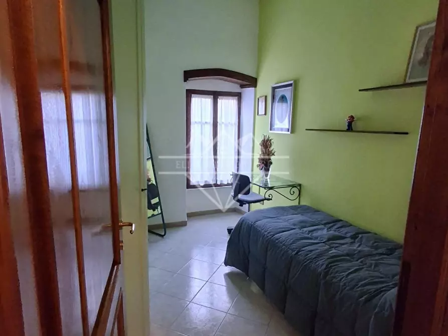 Immagine 15 di Appartamento in affitto  a Carrara