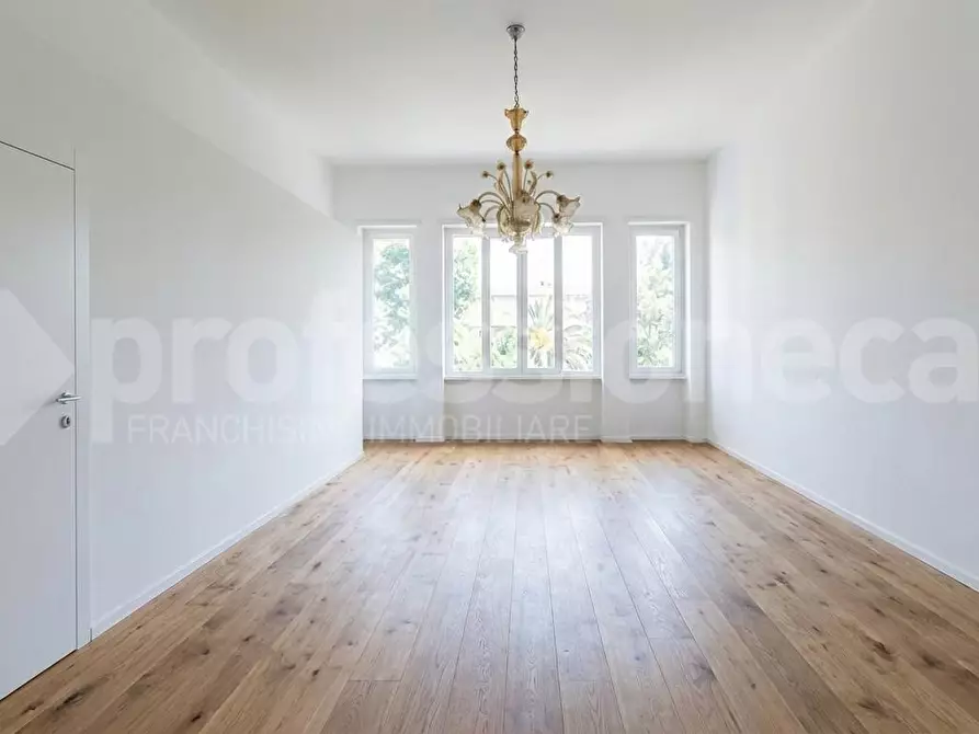 Immagine 5 di Appartamento in vendita  a Pisa