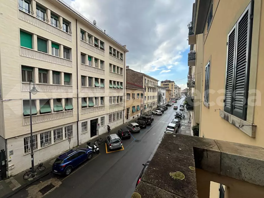 Immagine 6 di Appartamento in vendita  a Pisa