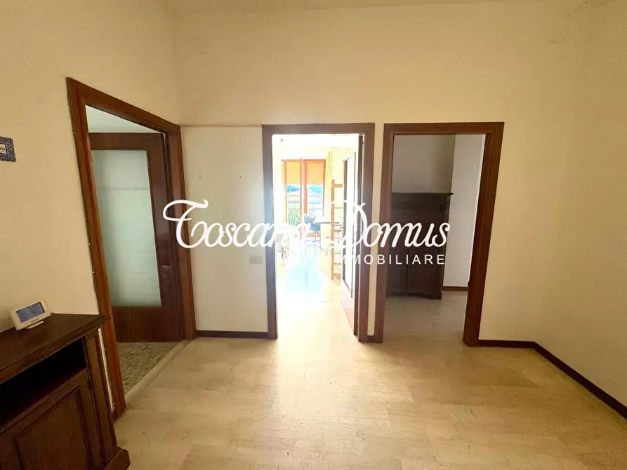 Immagine 3 di Appartamento in vendita  a Siena