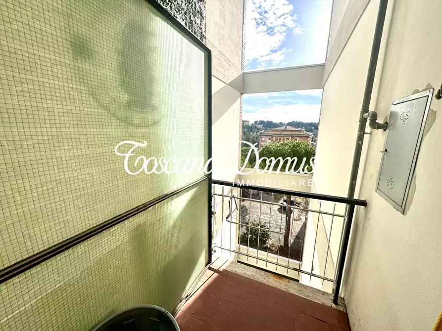 Immagine 7 di Appartamento in vendita  a Siena