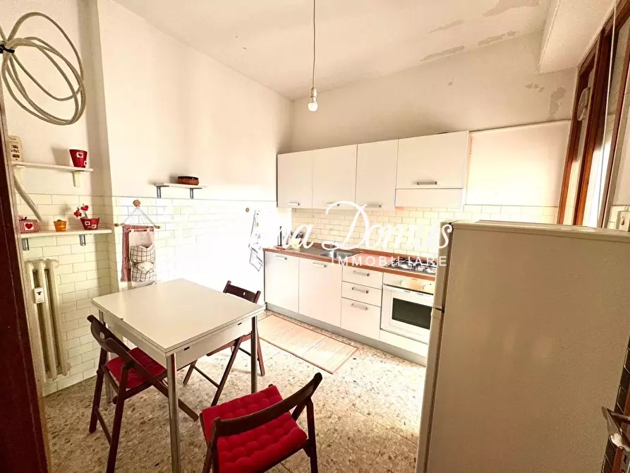 Immagine 4 di Appartamento in vendita  a Siena