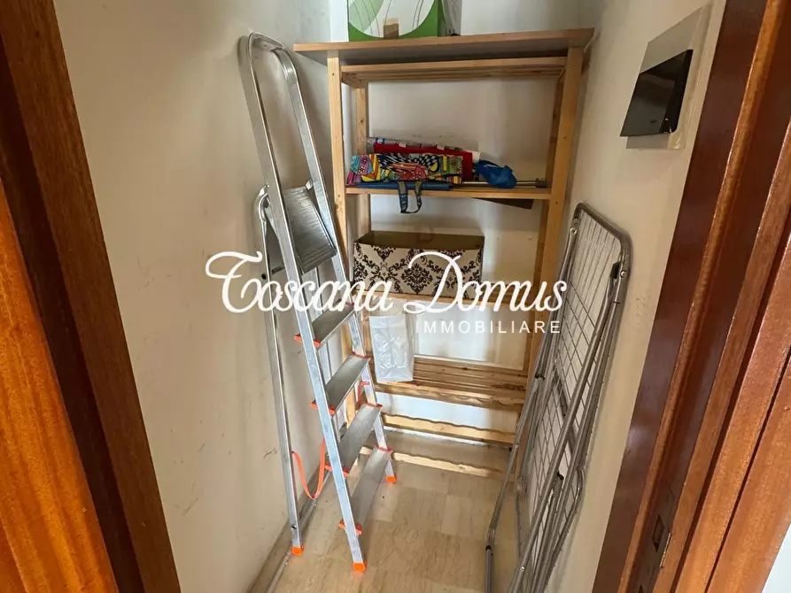 Immagine 17 di Appartamento in vendita  a Siena