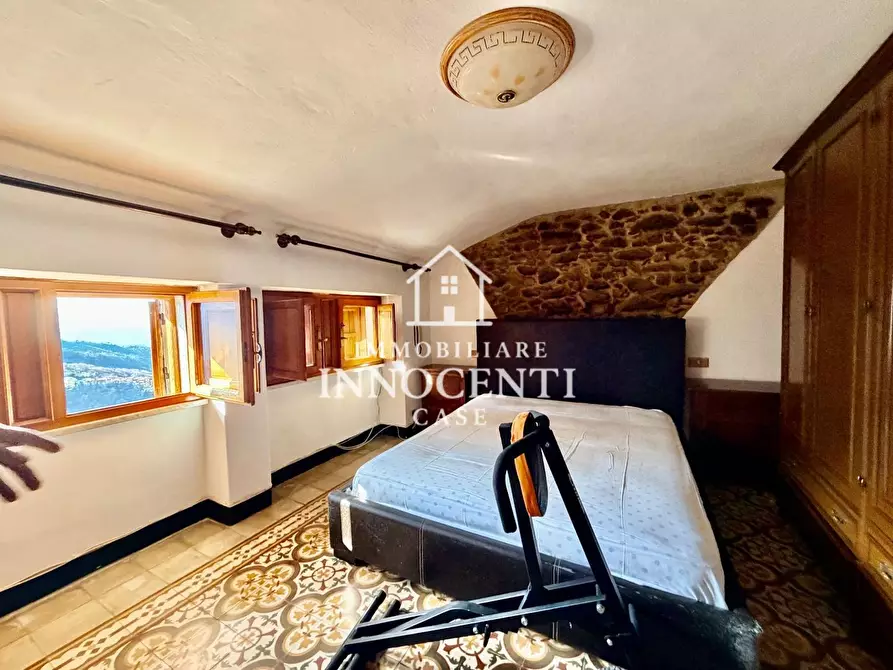 Immagine 17 di Terratetto in vendita  a Massa