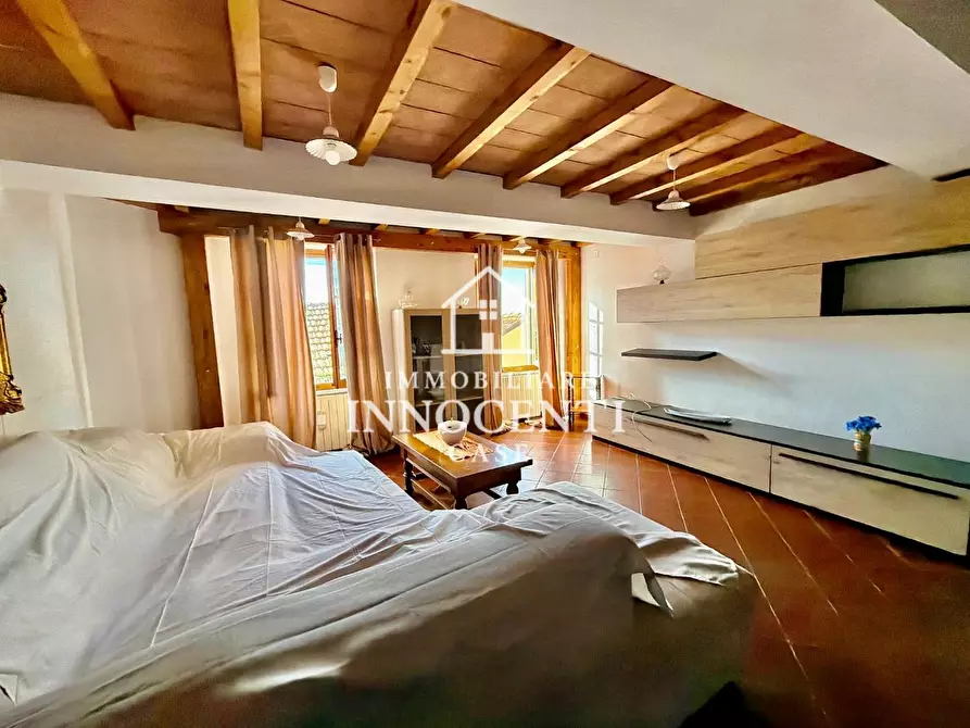 Immagine 11 di Terratetto in vendita  a Massa