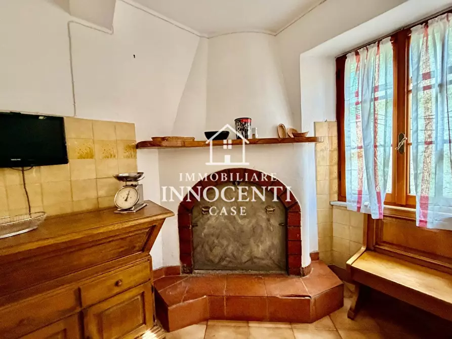 Immagine 24 di Terratetto in vendita  a Massa