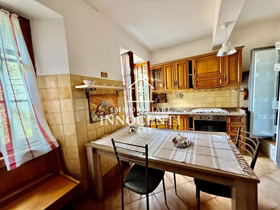 Immagine 22 di Terratetto in vendita  a Massa