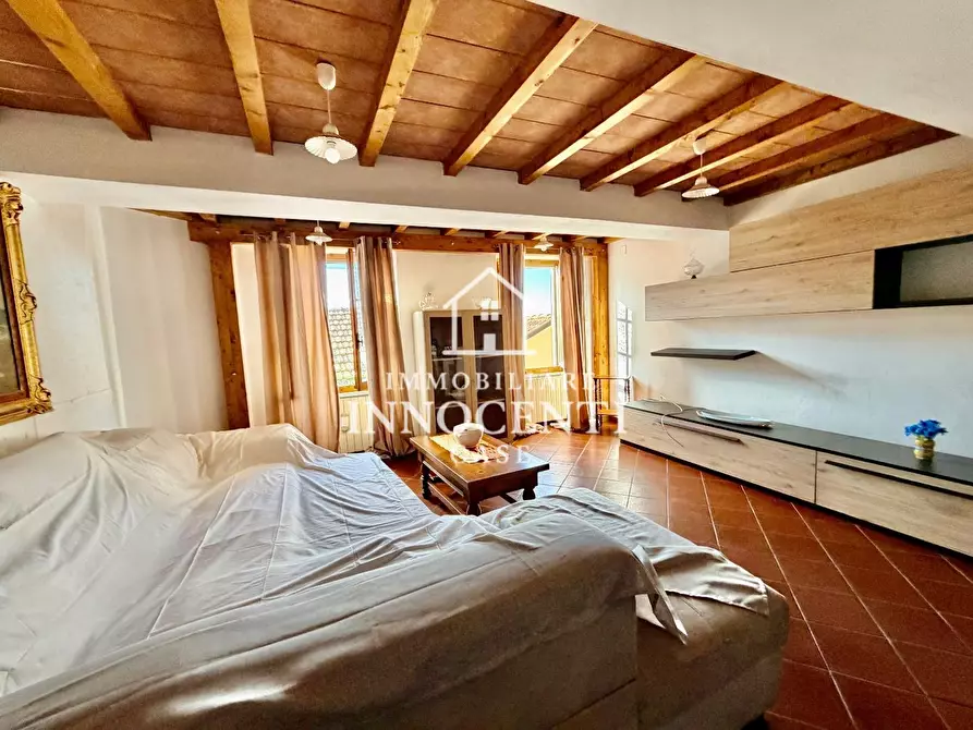 Immagine 10 di Terratetto in vendita  a Massa