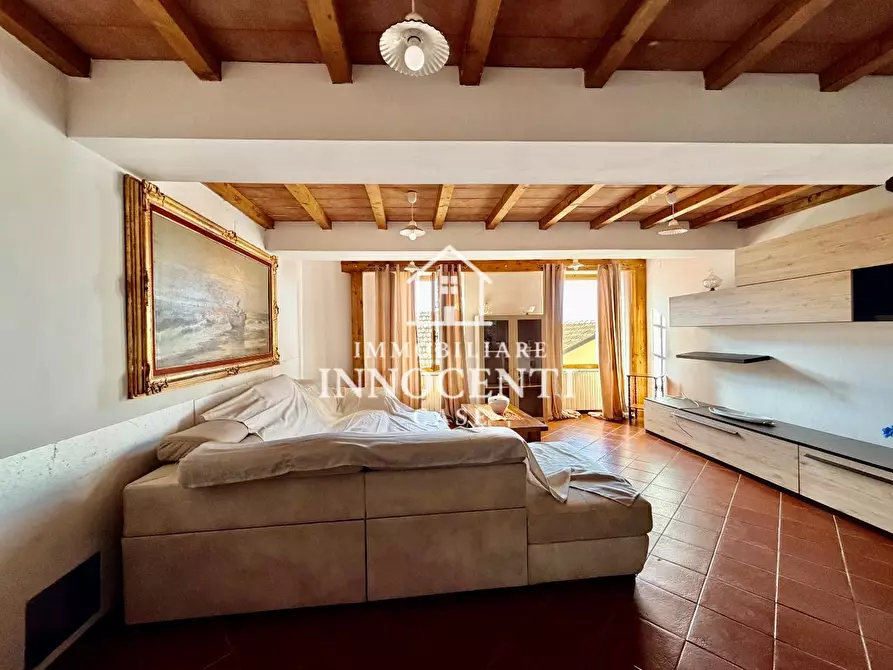 Immagine 13 di Terratetto in vendita  a Massa