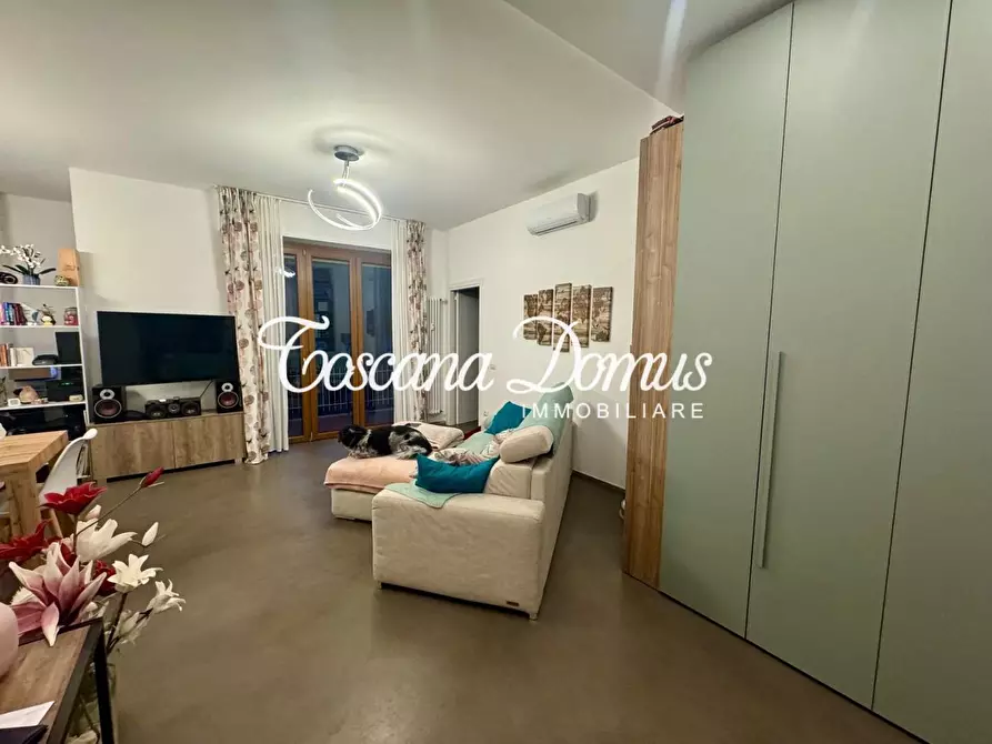 Immagine 3 di Appartamento in vendita  a Siena