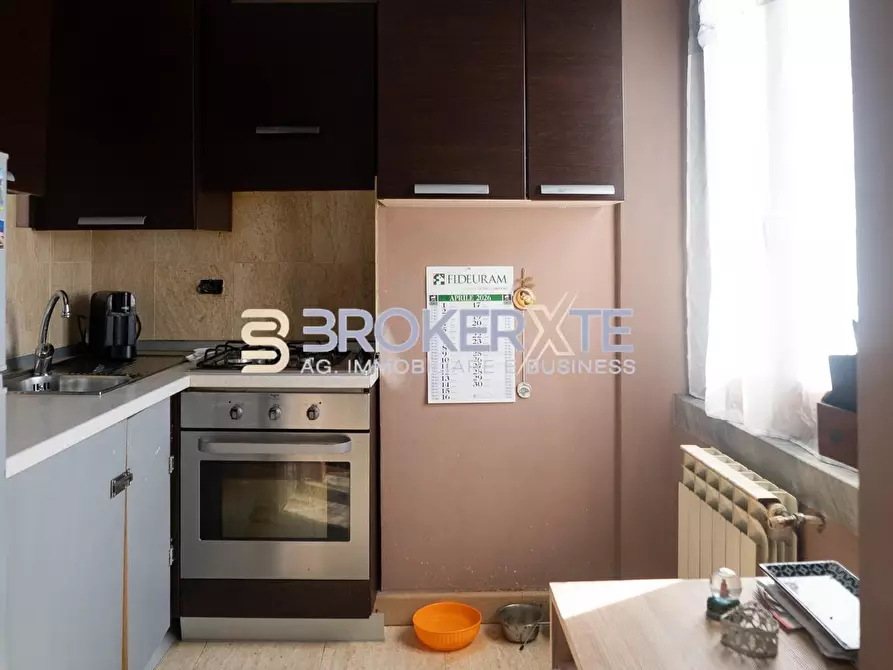 Immagine 17 di Appartamento in vendita  a Carrara