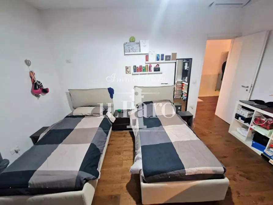 Immagine 21 di Villetta a schiera in vendita  a Campi Bisenzio