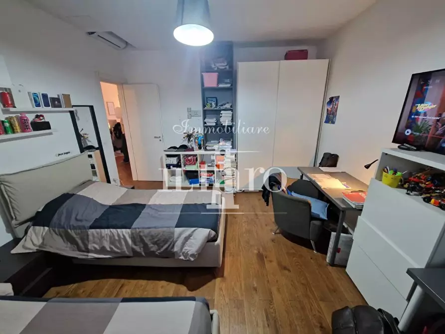 Immagine 22 di Villetta a schiera in vendita  a Campi Bisenzio