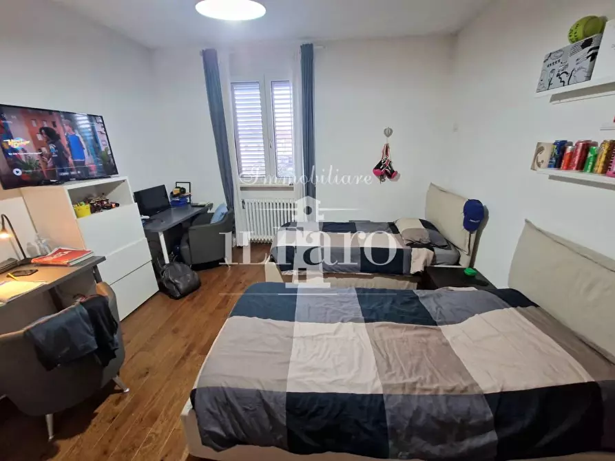 Immagine 24 di Villetta a schiera in vendita  a Campi Bisenzio