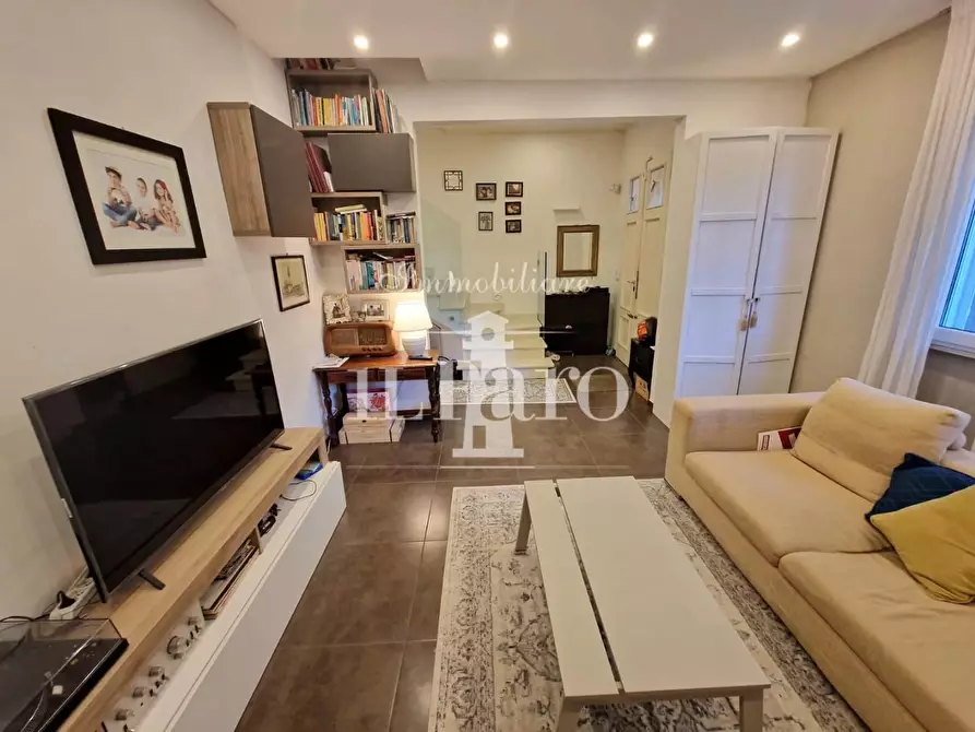 Immagine 5 di Villetta a schiera in vendita  a Campi Bisenzio