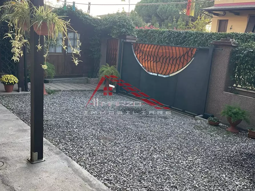 Immagine 5 di Appartamento in vendita  a Collesalvetti