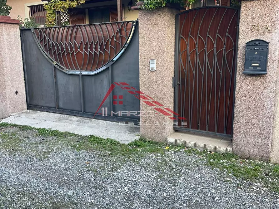 Immagine 2 di Appartamento in vendita  a Collesalvetti