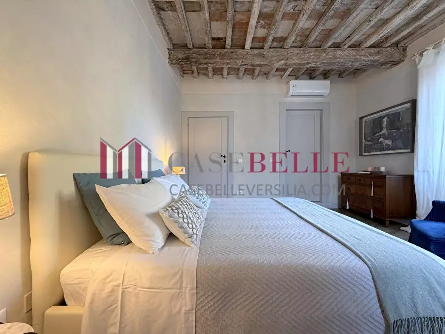 Immagine 22 di Appartamento in affitto  a Pietrasanta