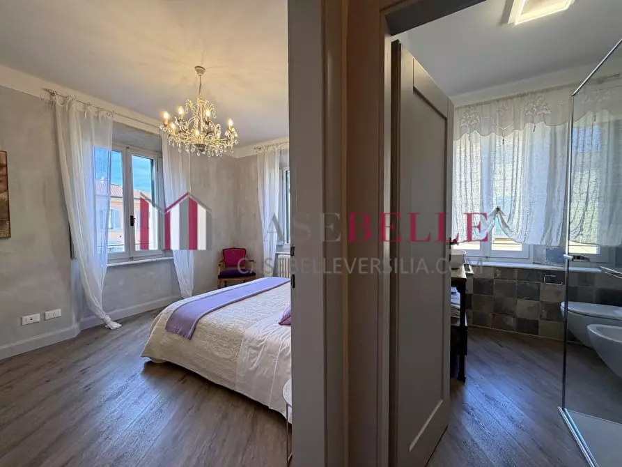 Immagine 9 di Appartamento in affitto  a Pietrasanta