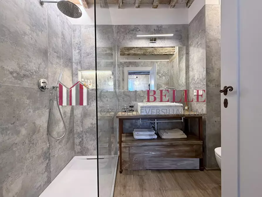 Immagine 24 di Appartamento in affitto  a Pietrasanta