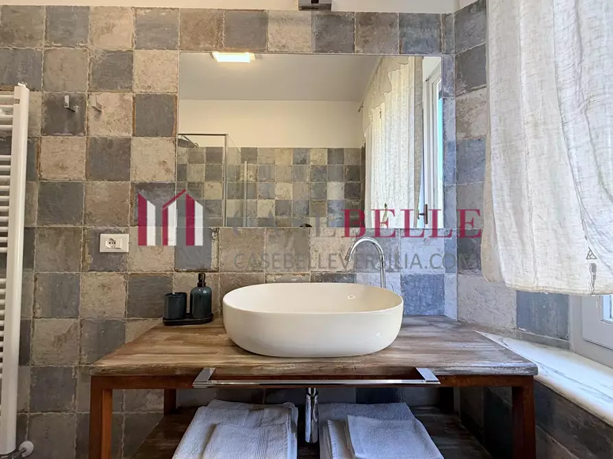 Immagine 12 di Appartamento in affitto  a Pietrasanta