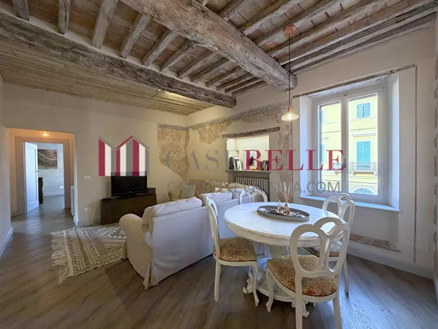 Immagine 28 di Appartamento in affitto  a Pietrasanta