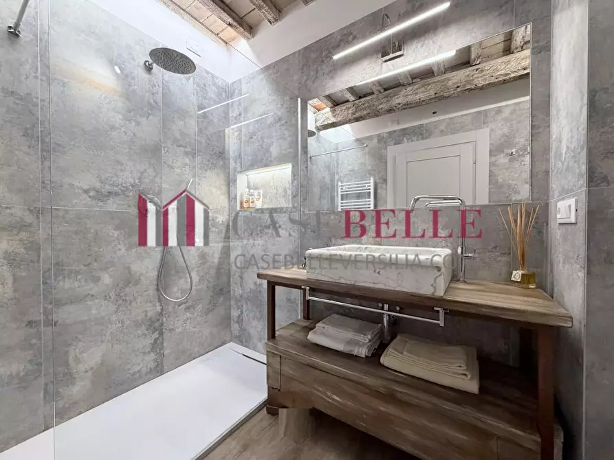 Immagine 25 di Appartamento in affitto  a Pietrasanta