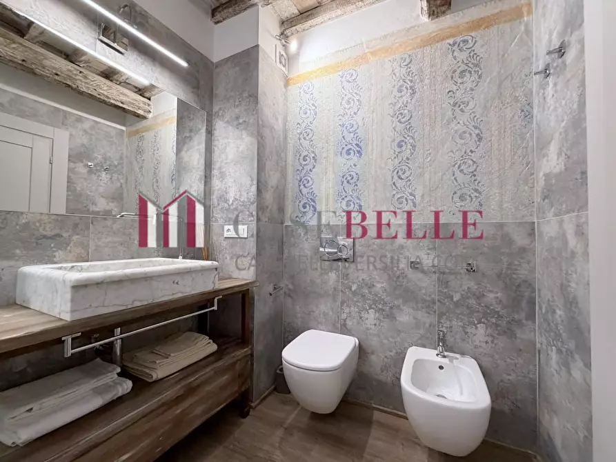 Immagine 26 di Appartamento in affitto  a Pietrasanta