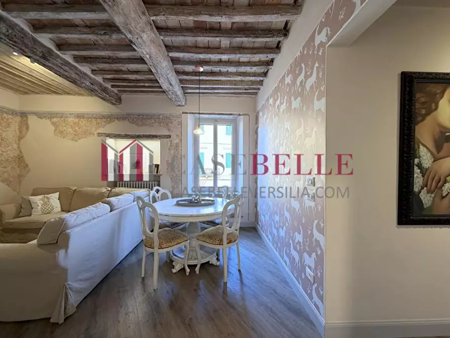 Immagine 1 di Appartamento in affitto  a Pietrasanta