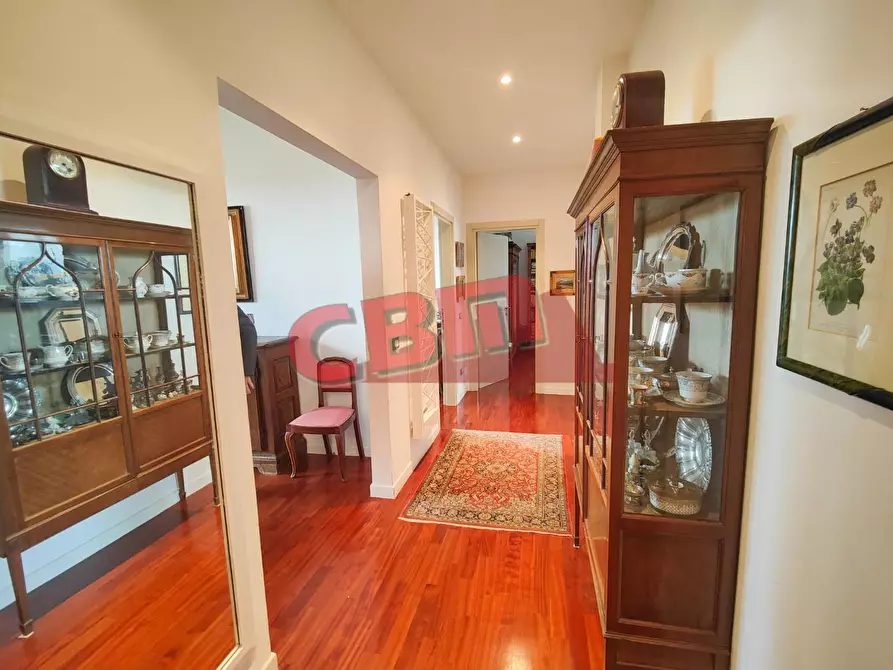 Immagine 14 di Appartamento in vendita  a Livorno