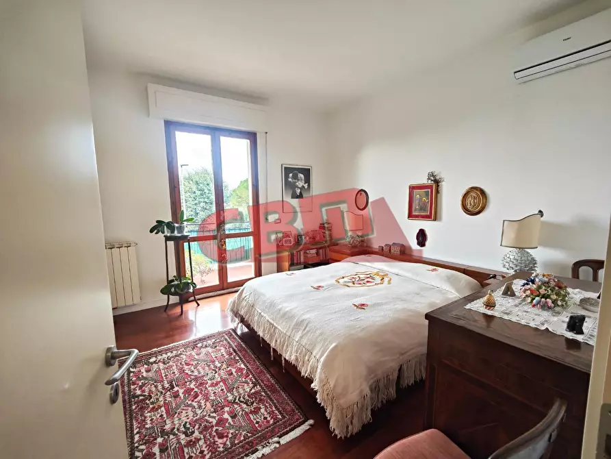 Immagine 15 di Appartamento in vendita  a Livorno