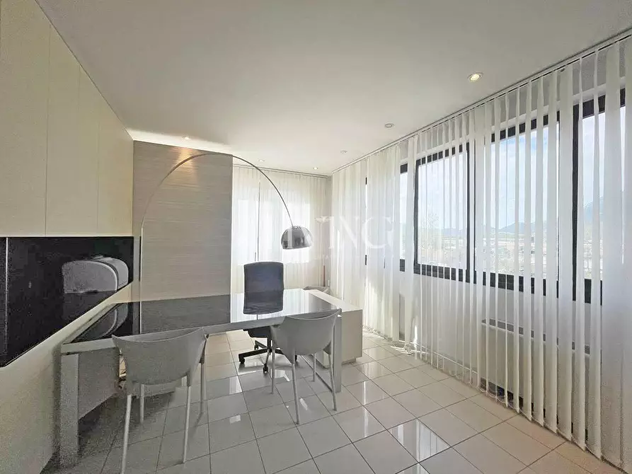 Immagine 6 di Ufficio in affitto  a Capannori