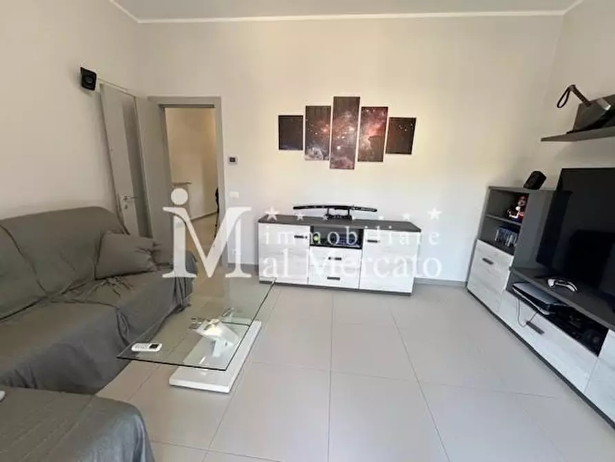 Immagine 1 di Appartamento in vendita  a Camaiore