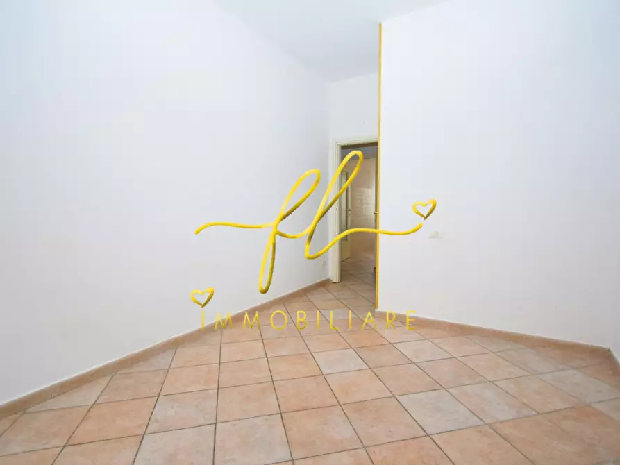 Immagine 10 di Appartamento in vendita  a Livorno