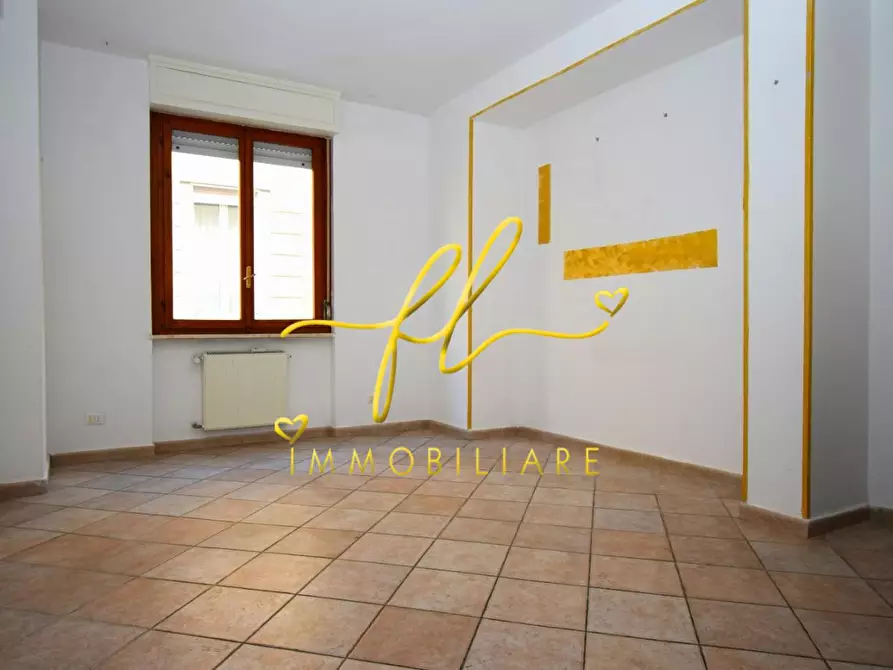 Immagine 4 di Appartamento in vendita  a Livorno