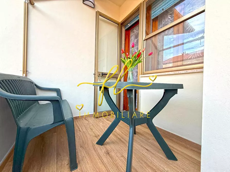 Immagine 9 di Appartamento in vendita  a Cecina