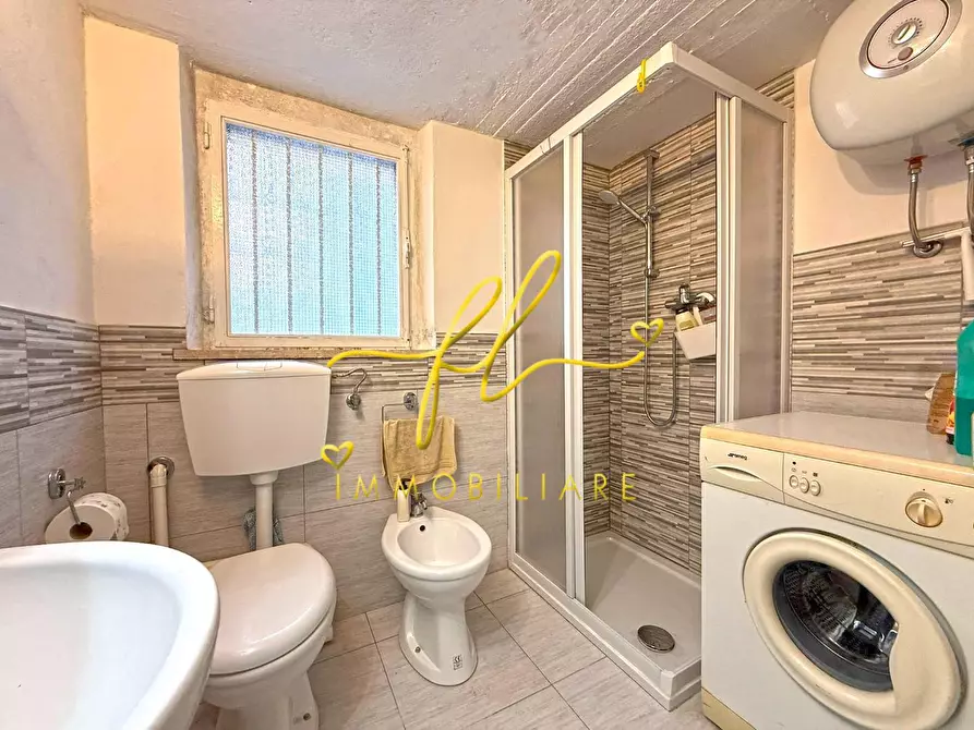 Immagine 23 di Appartamento in vendita  a Cecina