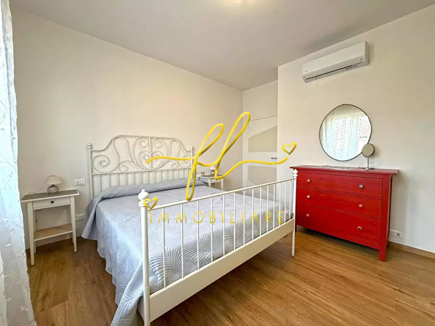 Immagine 15 di Appartamento in vendita  a Cecina