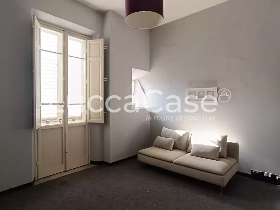 Immagine 8 di Ufficio in affitto  a Lucca