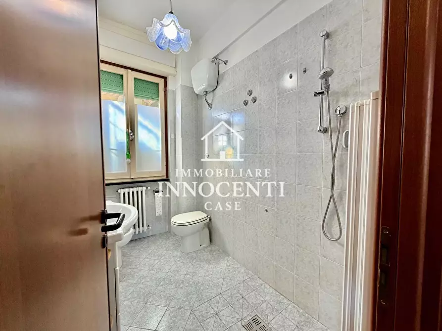 Immagine 24 di Appartamento in vendita  a Massa