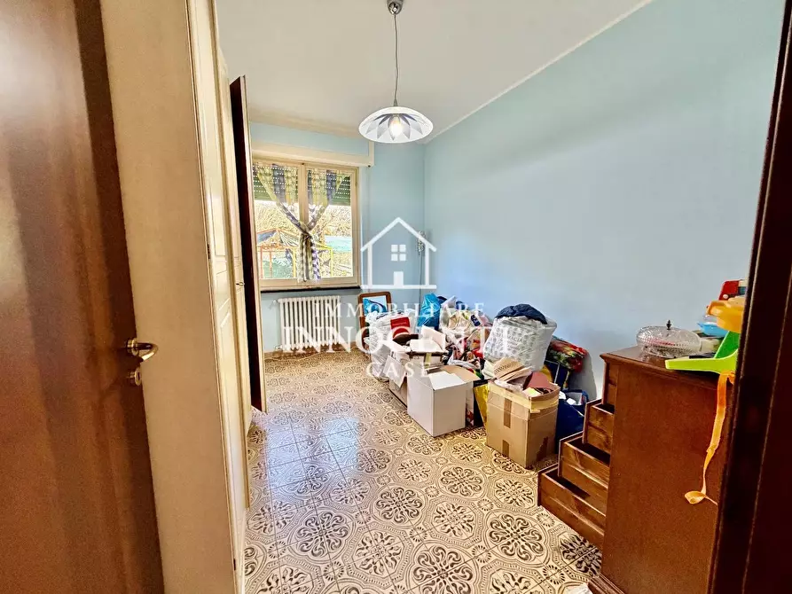 Immagine 22 di Appartamento in vendita  a Massa