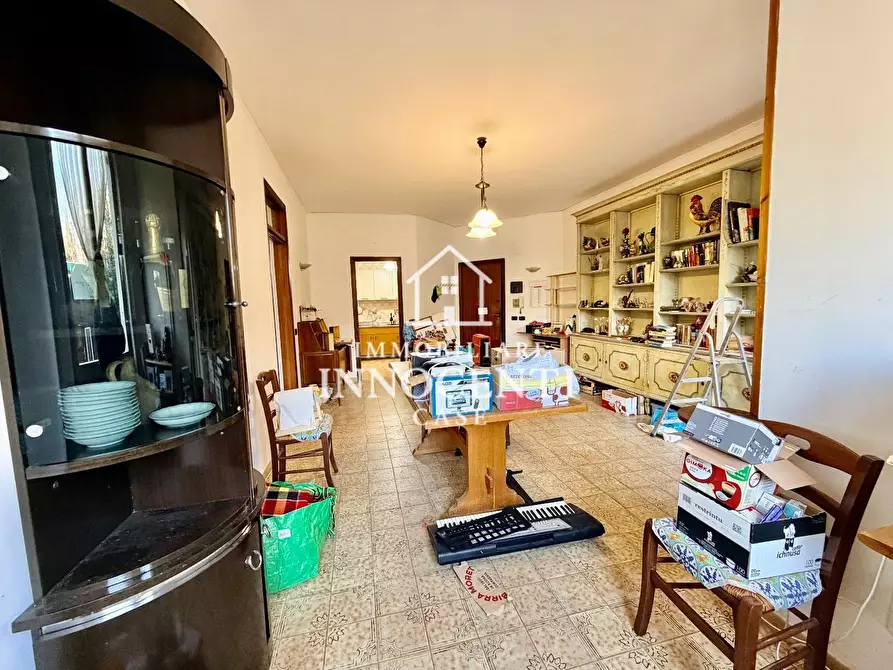 Immagine 6 di Appartamento in vendita  a Massa