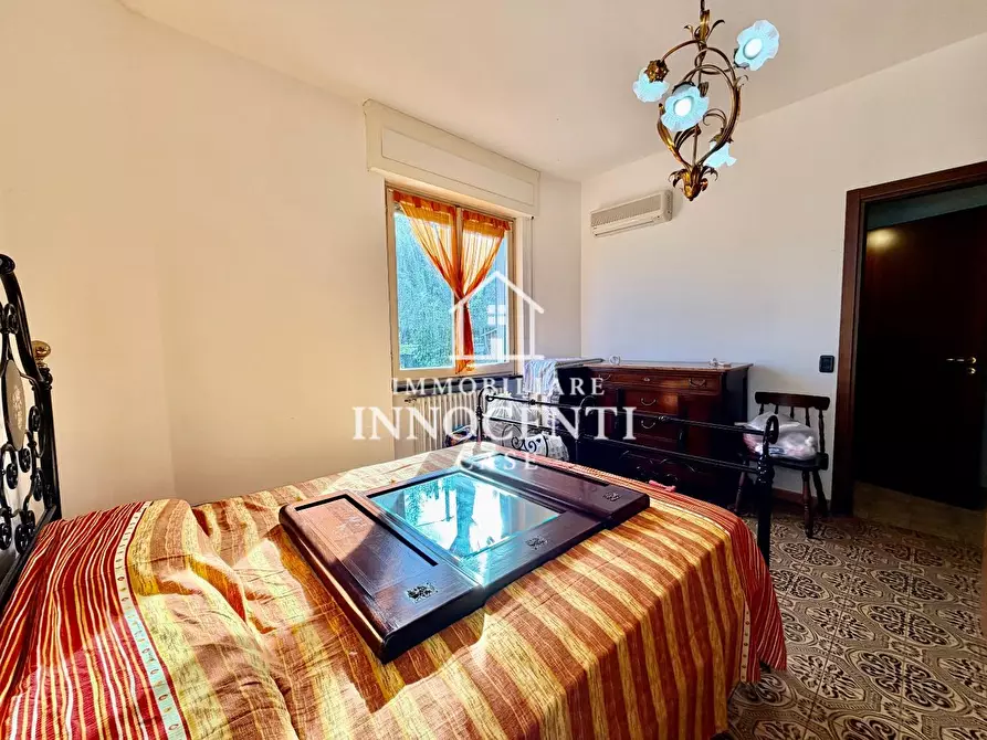 Immagine 15 di Appartamento in vendita  a Massa