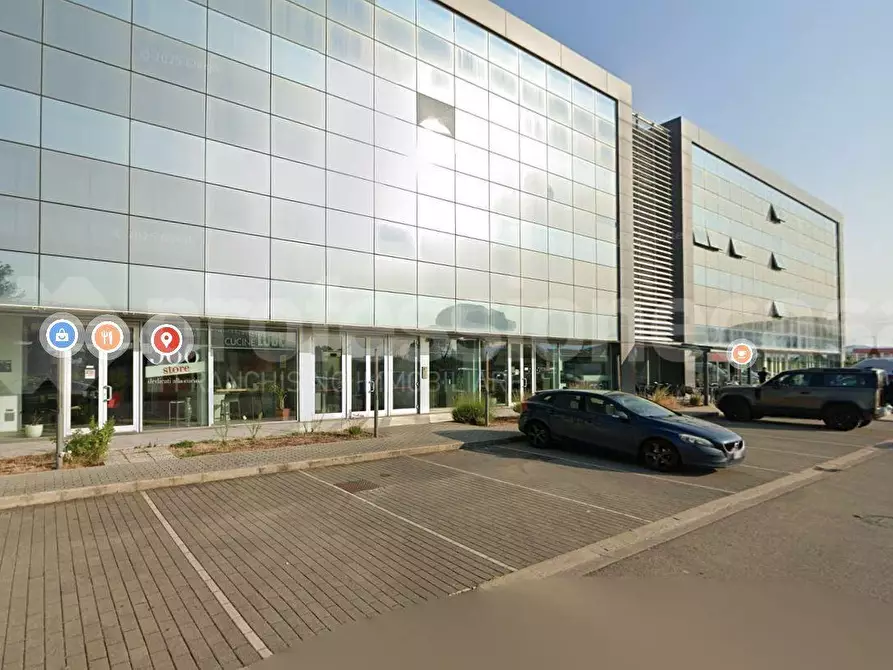 Immagine 15 di Ufficio in affitto  a Pisa