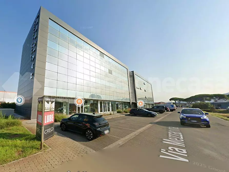 Immagine 12 di Ufficio in affitto  a Pisa