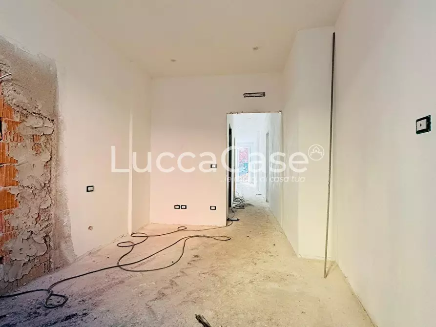 Immagine 11 di Appartamento in vendita  a Capannori