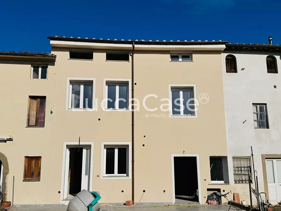 Immagine 3 di Appartamento in vendita  a Capannori